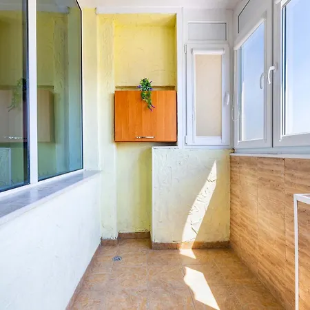 2br With Terrace By The Small Basilica & Old Town By Flat Manаger Apartmán *